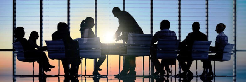 ӨМГӨӨЛӨГЧ МЭРГЭЖИЛ*