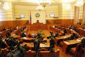 УЛСЫН ИХ ХУРЛЫН НАМРЫН ЧУУЛГАНААР ХЭЛЭЛЦЭХ АСУУДАЛ